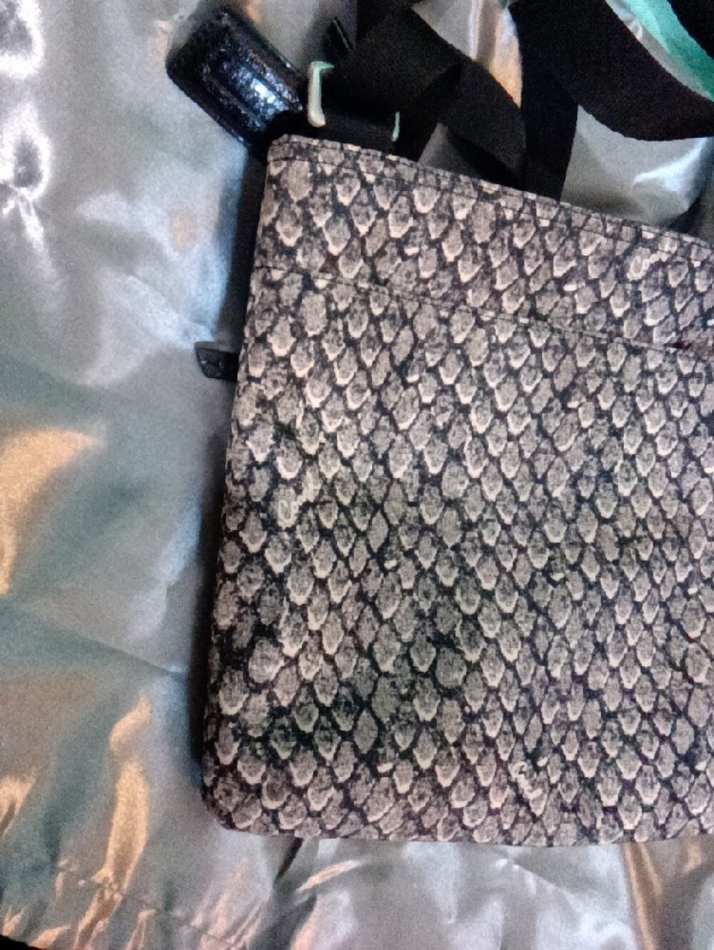 Coach Getaway Snake-Print Crossbody Bag - Picture 4 of 6